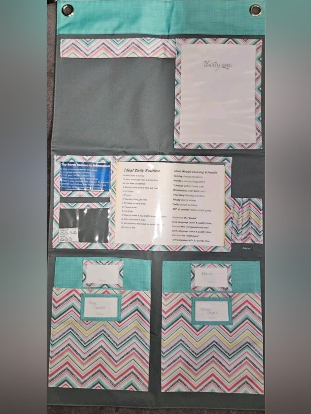 Thirty-One Hang-Up Home Organizer - Chevron Print (Never Used / Open Box)